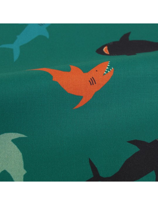 Coupon coton imprimé requins vert 150 x 150 cm
