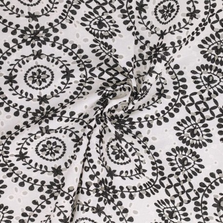 Coupon 3m Tissu Broderie Coton Fleurs Fond Blanc 