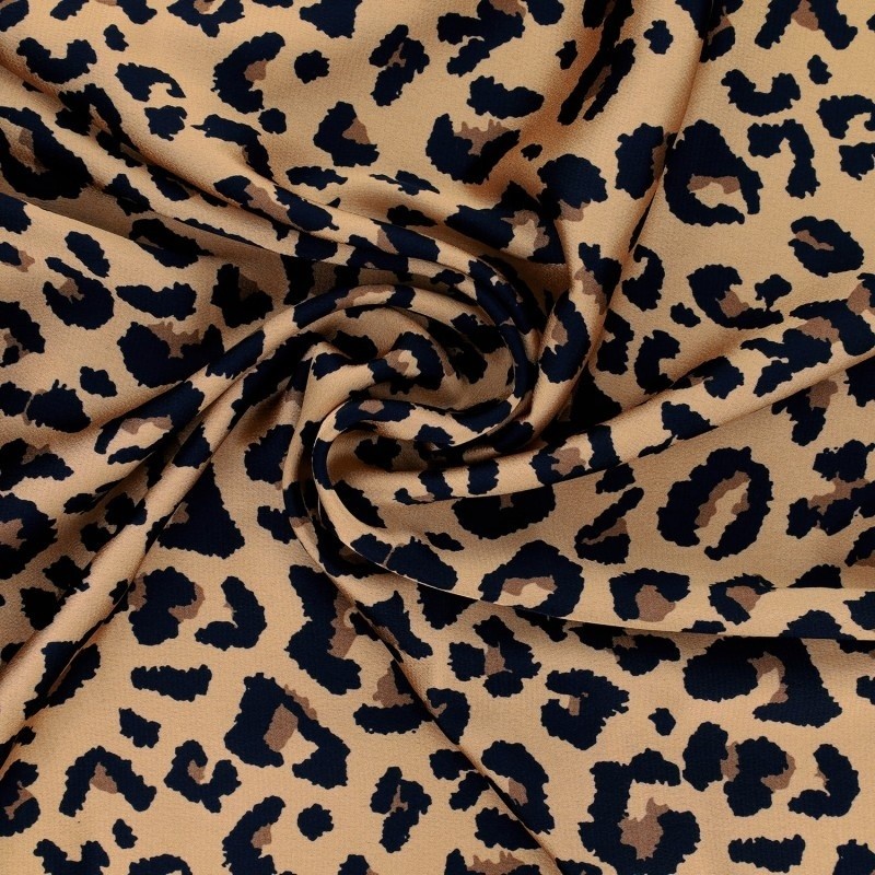 Coupon 3m Tissu Satin Crepe Leopard Marine 