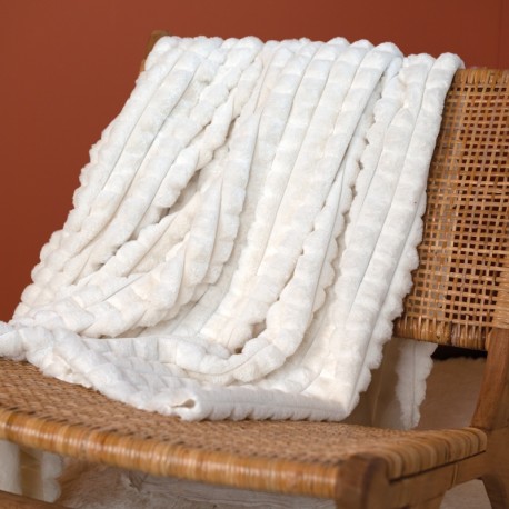 Coupon 3m Tissu Fausse Fourrure Texturé Helsinki Blanche