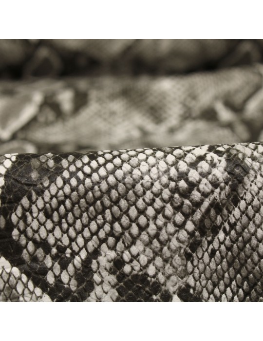 Tissu simili peau de serpent gris