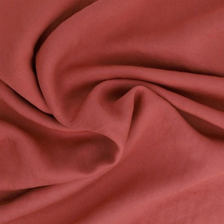 Coupon 3m Tissu Viscose Polyester Uni Framboise 