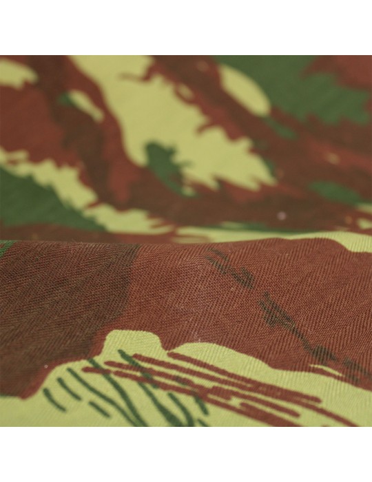 Coupon habillement camouflage vert 300 x 110 cm
