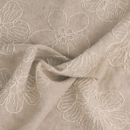 Coupon 3m Tissu Viscose Polyamide Brodé Beige