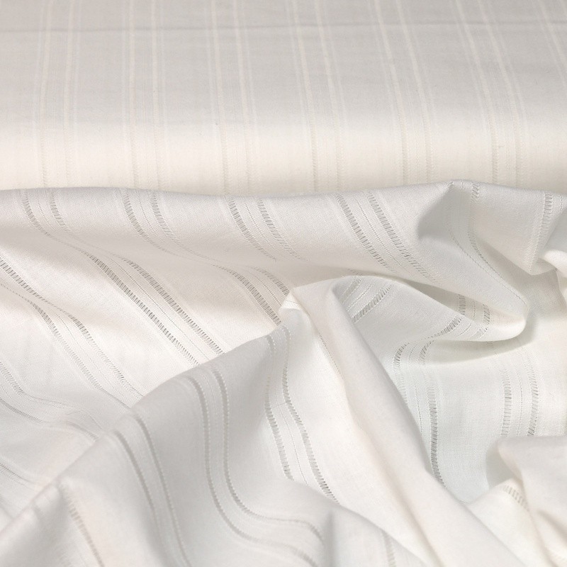 Coupon 3m Tissu Voile de Coton Brodé Jour Echelle Blanc 